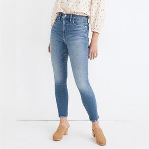Madewell 10” High Rise Skinny Crop